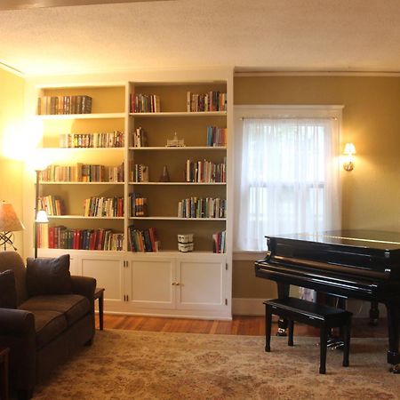 Brown Street Inn Bed And Breakfast Iowa City Ngoại thất bức ảnh